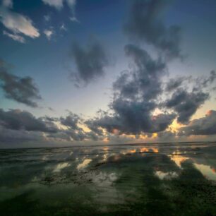 Early morning Munje beach